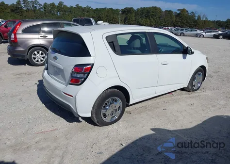 2017 Chevrolet Sonic Lt Auto z USA, uszkodzony, nr VIN 1G1JG6SH8H4163174